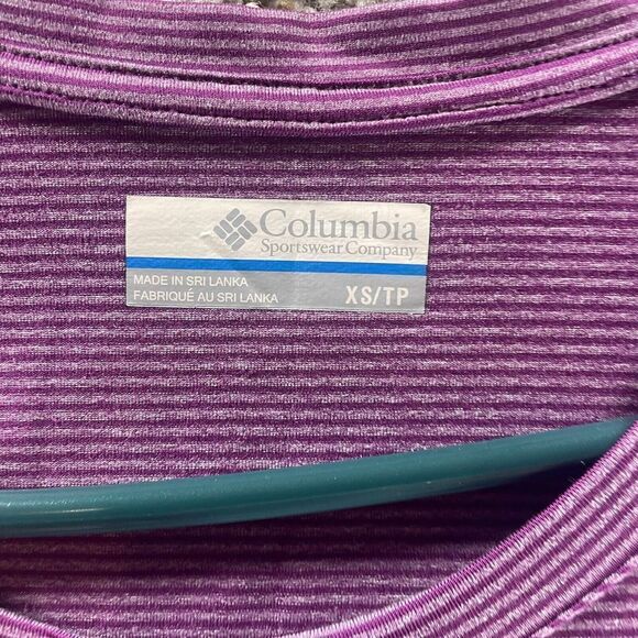 Columbia Shirt Womens Extra Small Purple Striped Athleisure Outdoor Logo Crew - Picture 5 of 11
